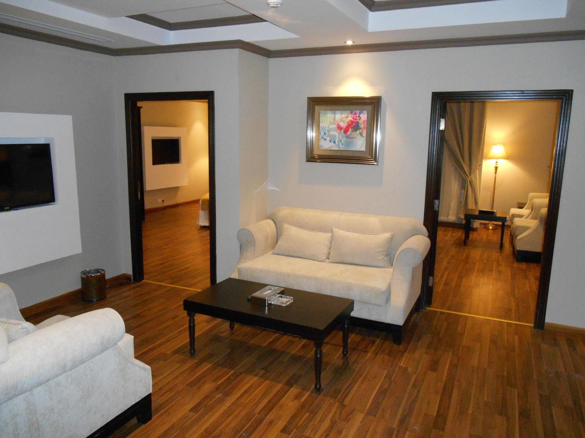 Shamaat Jeddah Aparthotel Εξωτερικό φωτογραφία